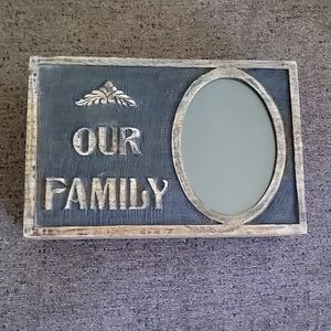 Storage chest with picture frame